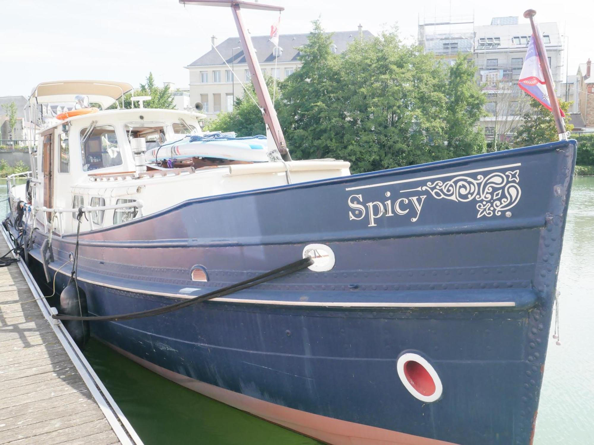 Spicy - Sejour Insolite Sur La Marne Meaux Εξωτερικό φωτογραφία