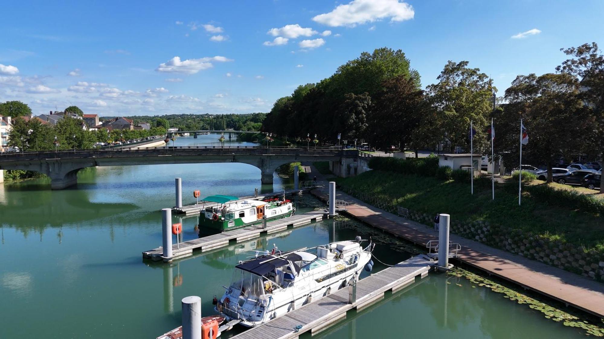 Spicy - Sejour Insolite Sur La Marne Meaux Εξωτερικό φωτογραφία